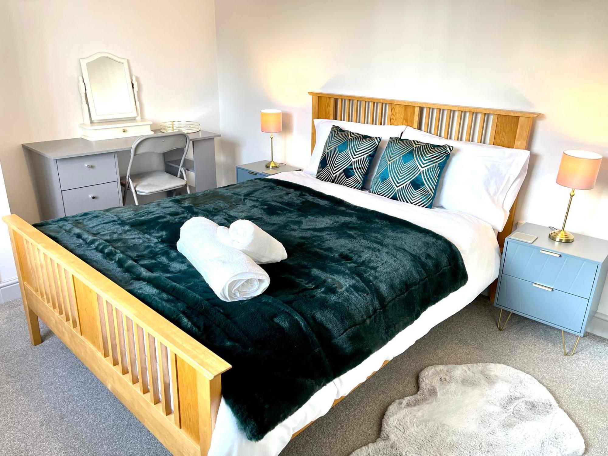 Stylish Cosy And Bright Apartment - Fantastic Location - Perfect For Business Or Solo Travellers Bishop's Stortford Esterno foto